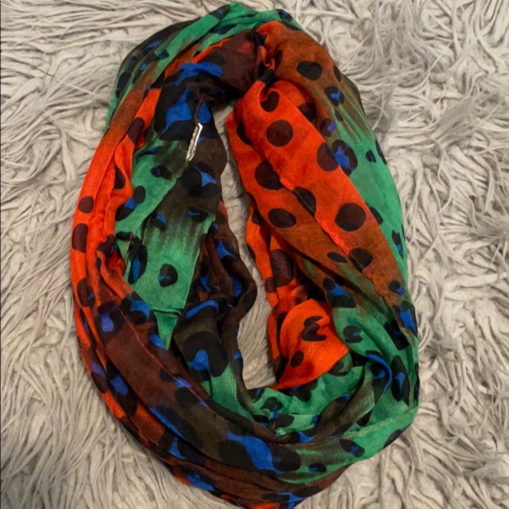 Infinity scarf